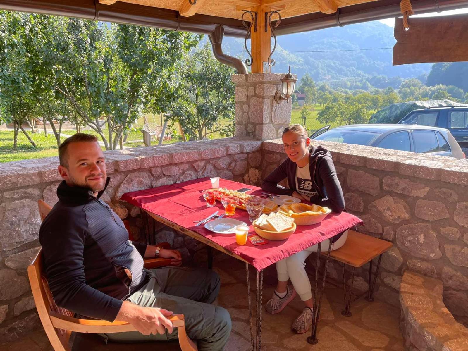 Holiday Bungalows & Food פלאב מראה חיצוני תמונה