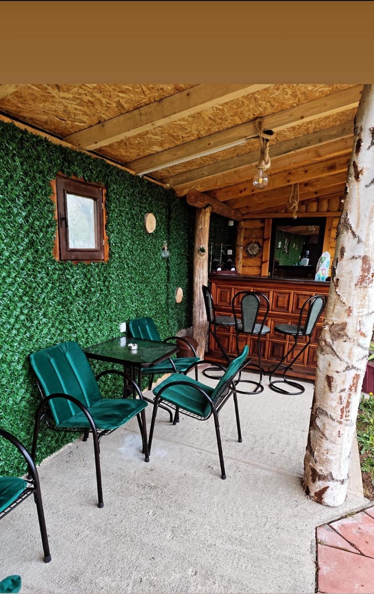 Holiday Bungalows & Food פלאב מראה חיצוני תמונה