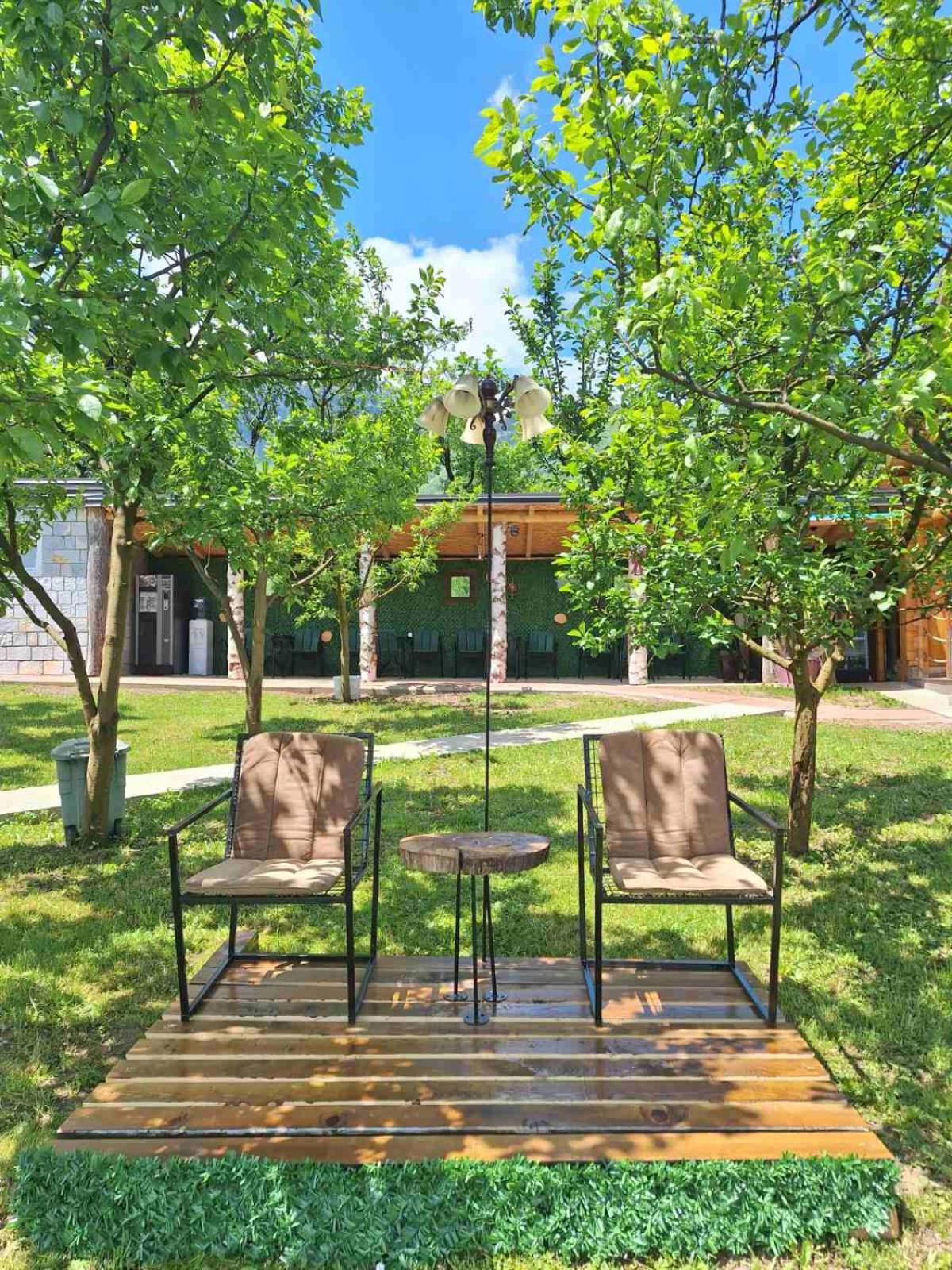 Holiday Bungalows & Food פלאב מראה חיצוני תמונה